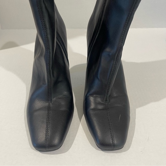 Women’s Open Edit Black Leather Zip Up Heeled Booties Size 7.5 US! - Picture 8 of 10
